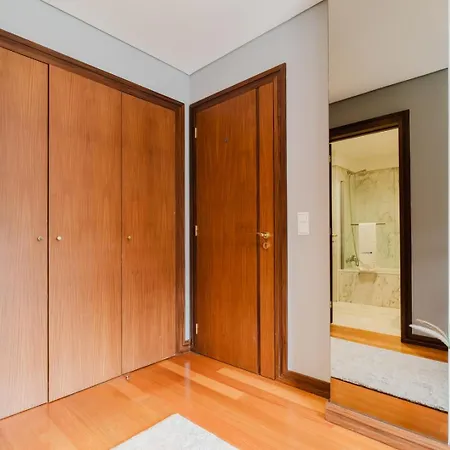 Apartmán Elegant Riverfront Flat | Pool & Sports By Host Wise Valbom (Gondomar)