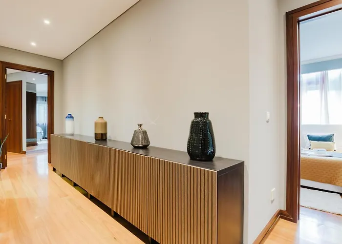 Elegant Riverfront Flat | Pool & Sports By Host Wise Lejlighed Valbom (Gondomar)