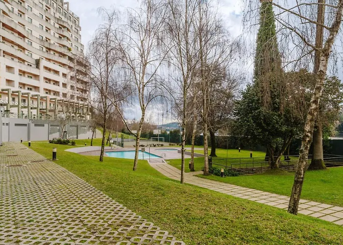 Elegant Riverfront Flat | Pool & Sports By Host Wise Lejlighed Valbom (Gondomar)