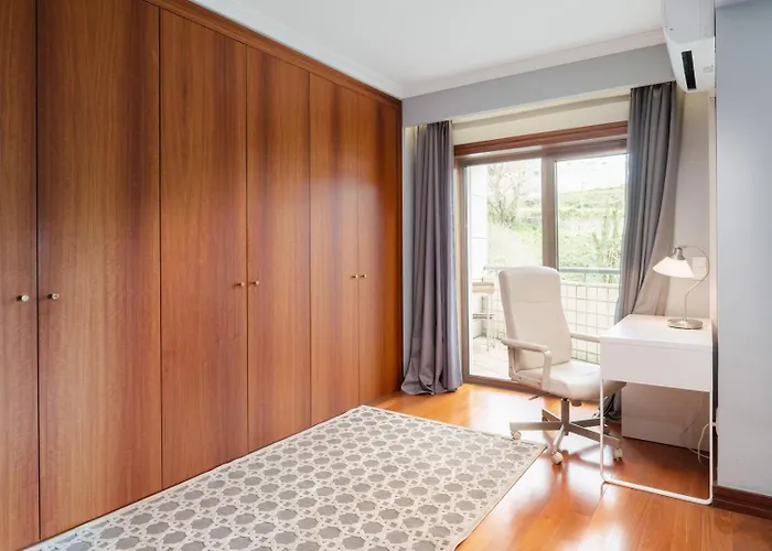 아파트 Elegant Riverfront Flat | Pool & Sports By Host Wise Valbom (Gondomar)